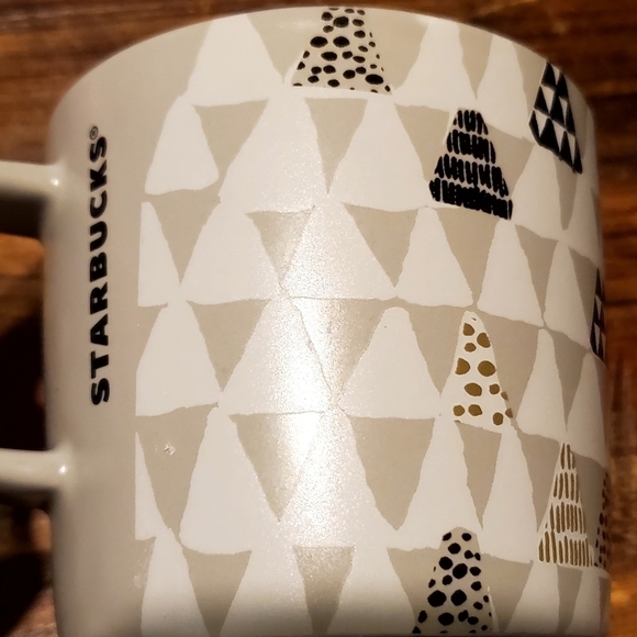 Starbucks Black and Gold Christmas Tree Mug 2016 - Picture 4 of 7